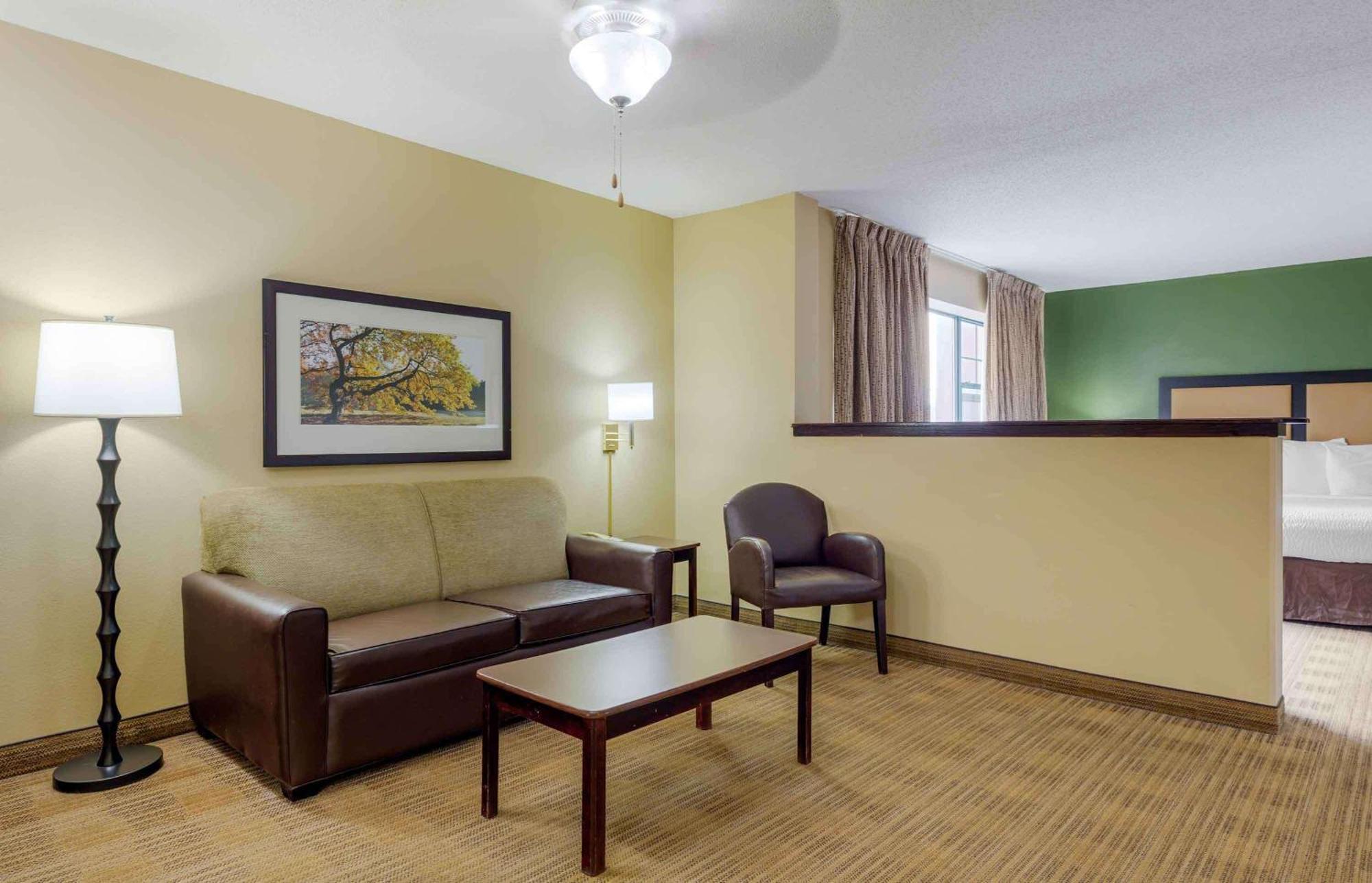 Extended Stay America Suites - Chicago - Elmhurst - O'Hare Exterior photo