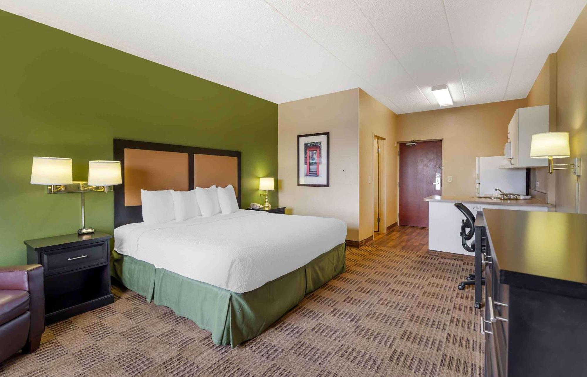 Extended Stay America Suites - Chicago - Elmhurst - O'Hare Exterior photo